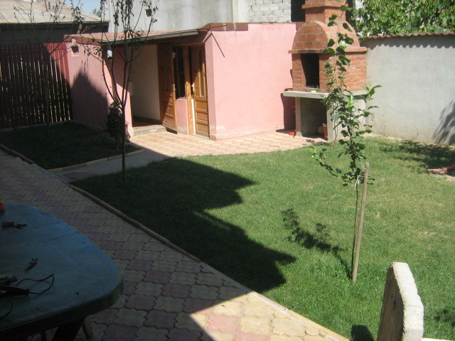 Vile, Orasul Chitila, Vila - 3 Apartamente
