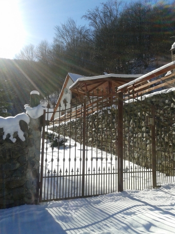 Cabane, valea ierii, valea ierii