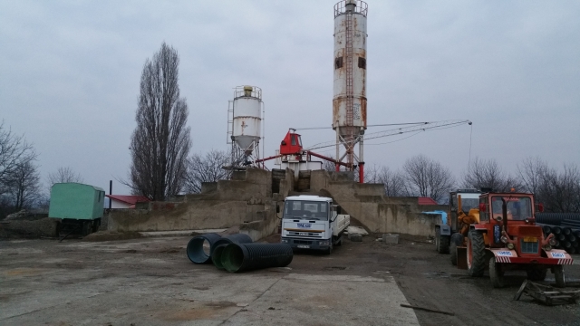 Depozite, sat Catamarasti Deal, Fosta Secție de Utilaje și Transport, St. de 10.051 m.p., Com Beton