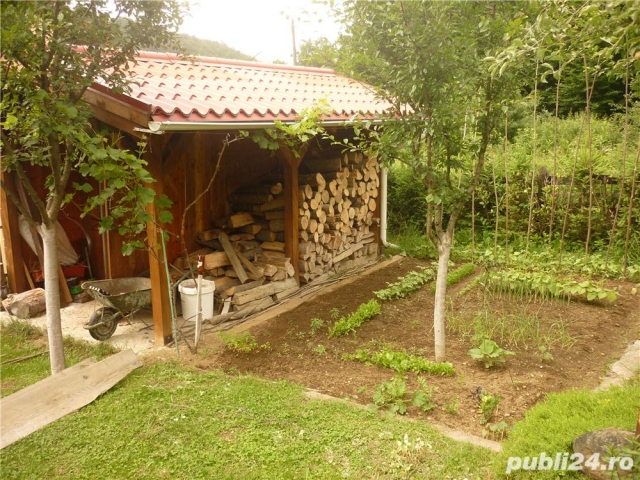 Cabane, Crivaia, Crivaia