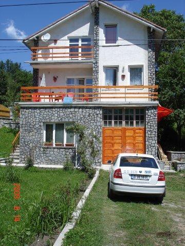 Case, Secaria, La munte