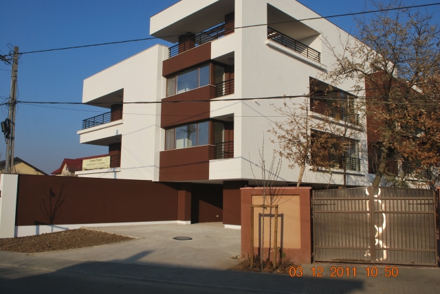 Apartamente 3 camere, Centru, Steaua Rosie