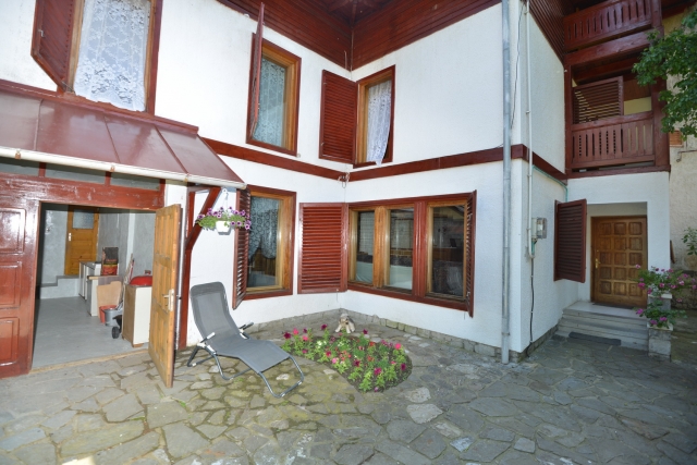 Vile, Sinaia, Centru