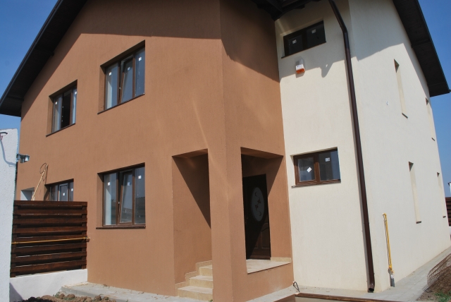 Vile, Rosu, Militari Residence