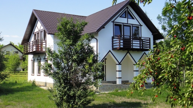 Vile, Brebu Manastirei, Pe camp