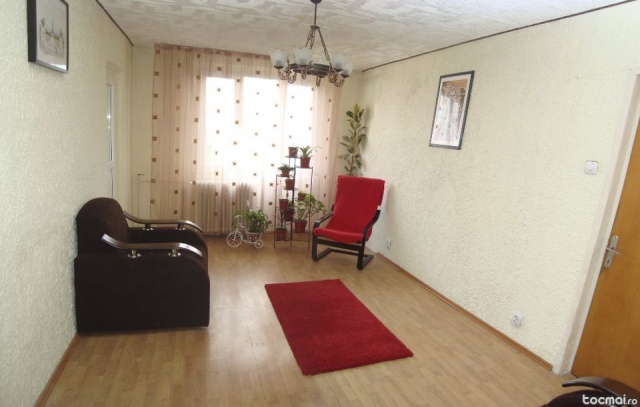 Apartament 4 camere, TITAN, BASARABIA
