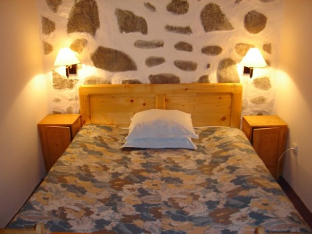 Vile, Valea Cernei, Baile herculane