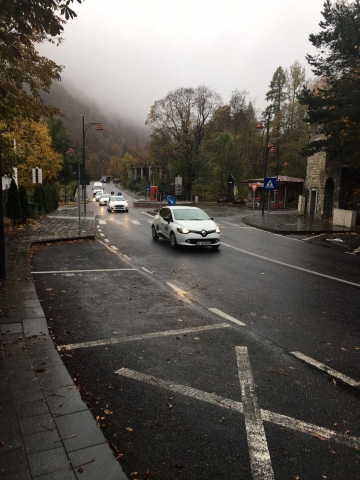 Garsoniera, Central, Castelul Peles