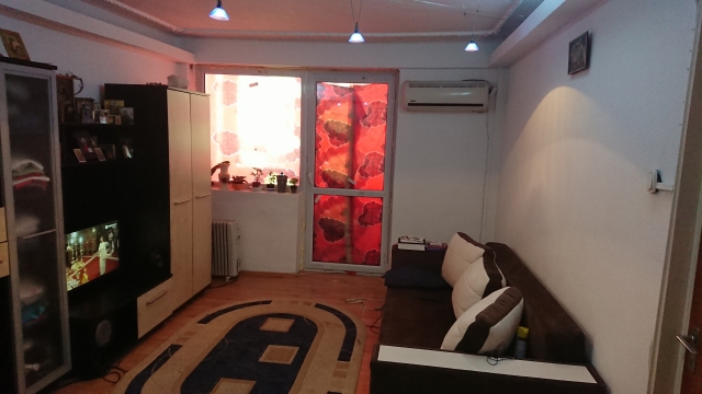 Apartament in blocuri, Titan, Piata Trapezului