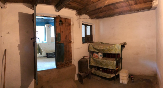 Case, Comuna Gostinari, Sat Mironesti