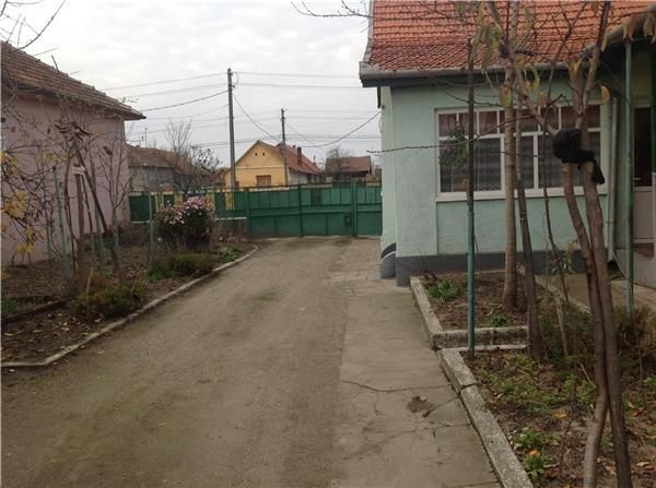 Case, Darova, Darova