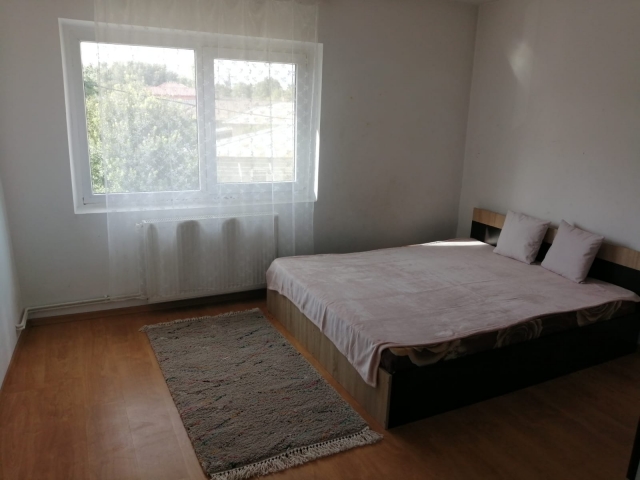 Apartament, Bragadiru, Central
