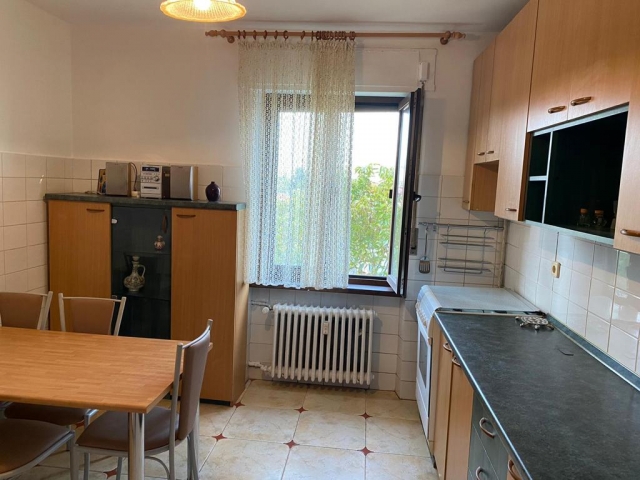 Apartamente in case-vile, Vatra Luminoasă, scoala 49