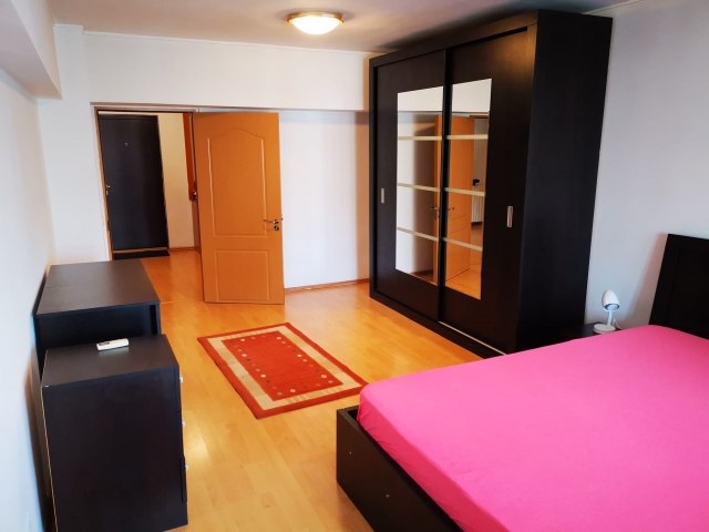 Apartamente 2 camere, B-dul Decebal, Decebal