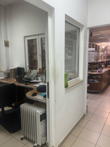 La parter de bloc, Bucurestii Noi, Proprietar vand spatiu comercial Soseaua Bucuresti-Targoviste