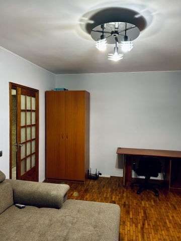 Apartamente 2 camere, 1 Mai, Chibrit