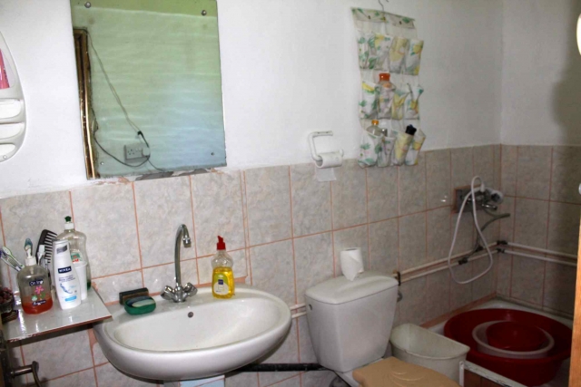 Case, Draganeasa, Provita