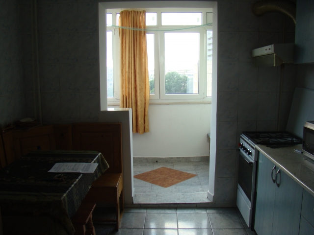Apartamente in blocuri, Brancoveanu, City Mall