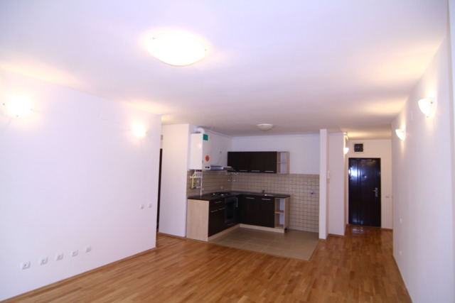 Apartamente 4 camere, Titan, Edenia